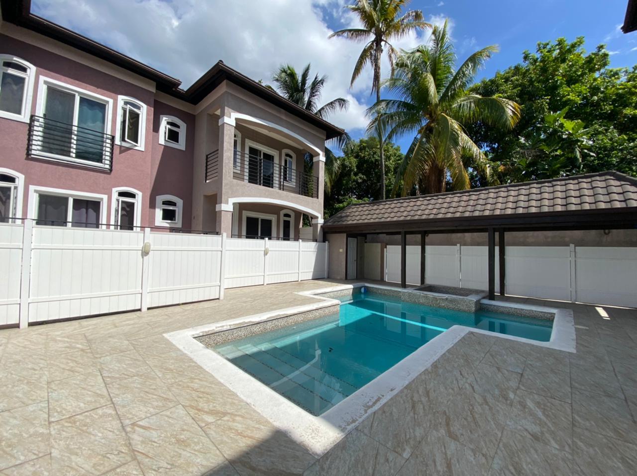 Apartment for Sale   Kingston 8