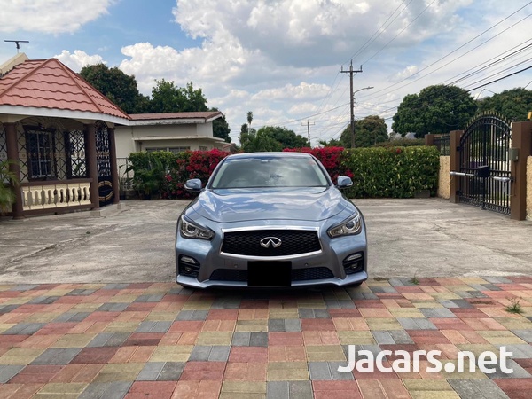 Nissan Skyline 3,5L 2015