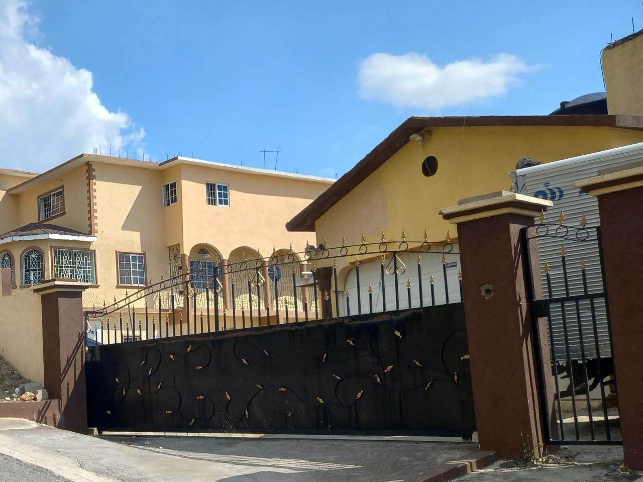 House for Sale   Red Hills