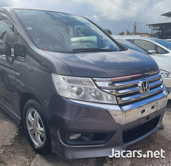 Honda Stepwgn Spada 2,0L 2014