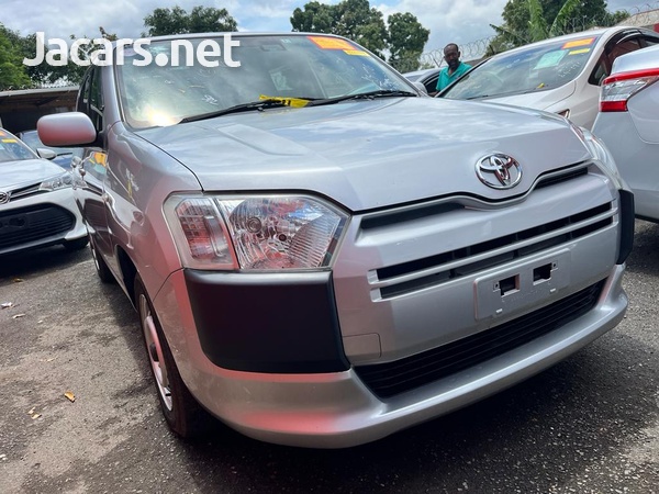 Toyota Probox 1,5L 2018