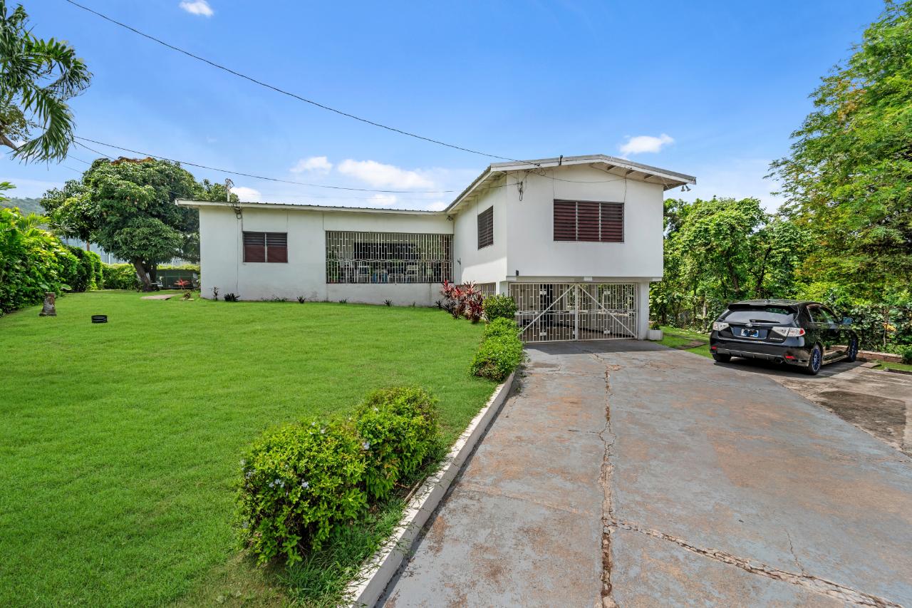 House for Sale   Kingston 6
