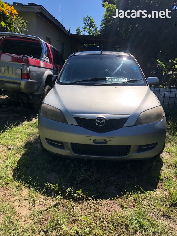Mazda Demio 1,5L 2004