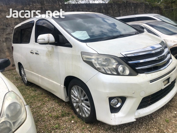 Toyota Alphard 2,0L 2013