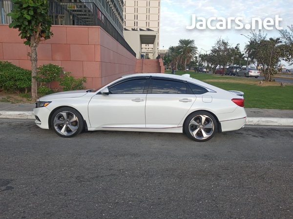 Honda Accord 1,5L 2020
