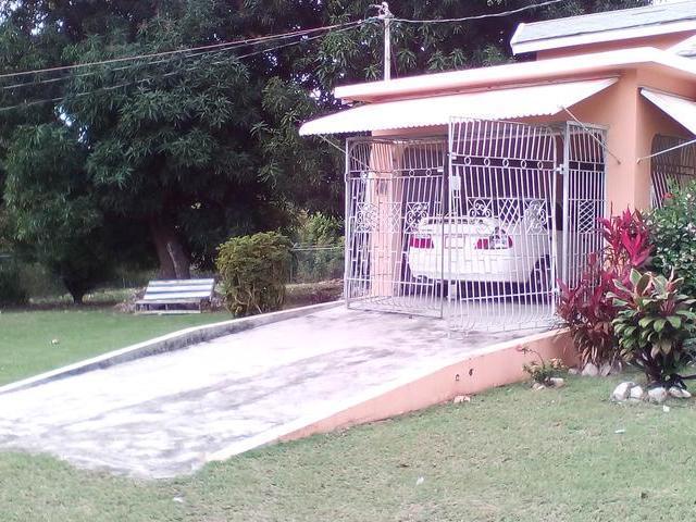 House for Sale   Cedar Valley