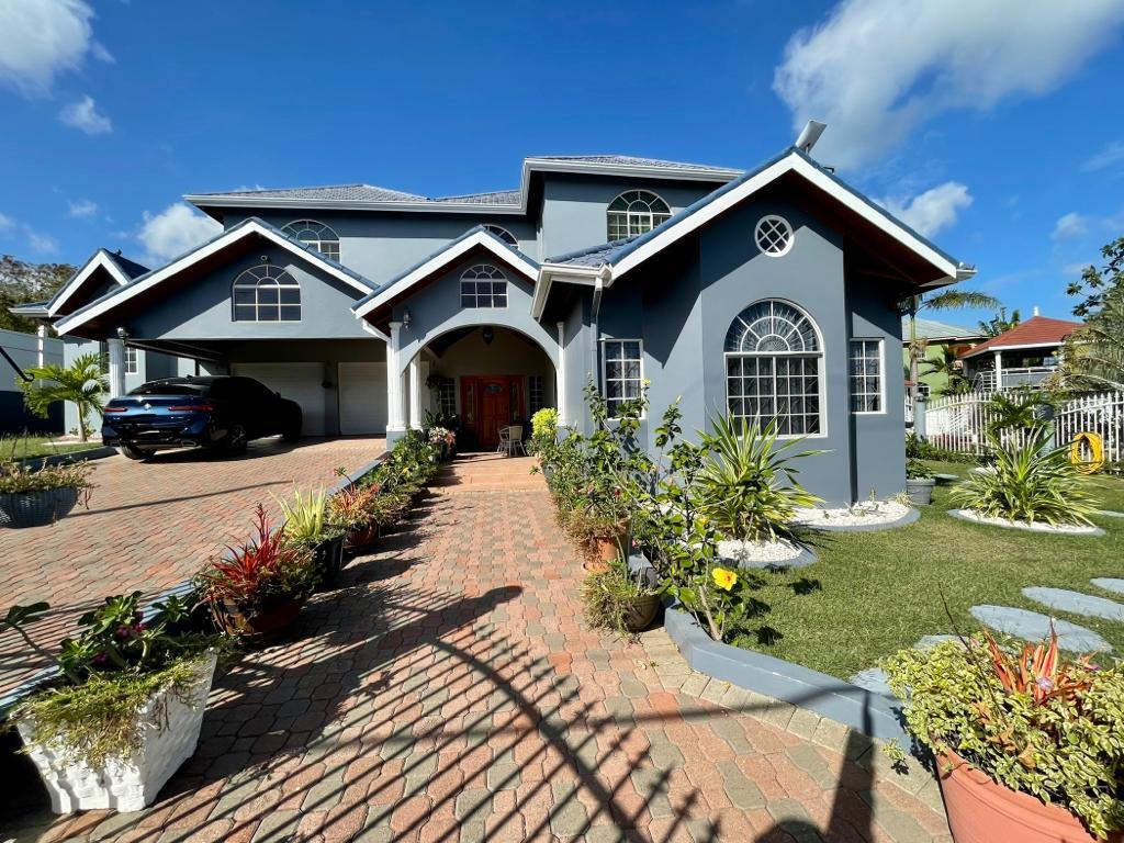 House for Sale   May Pen