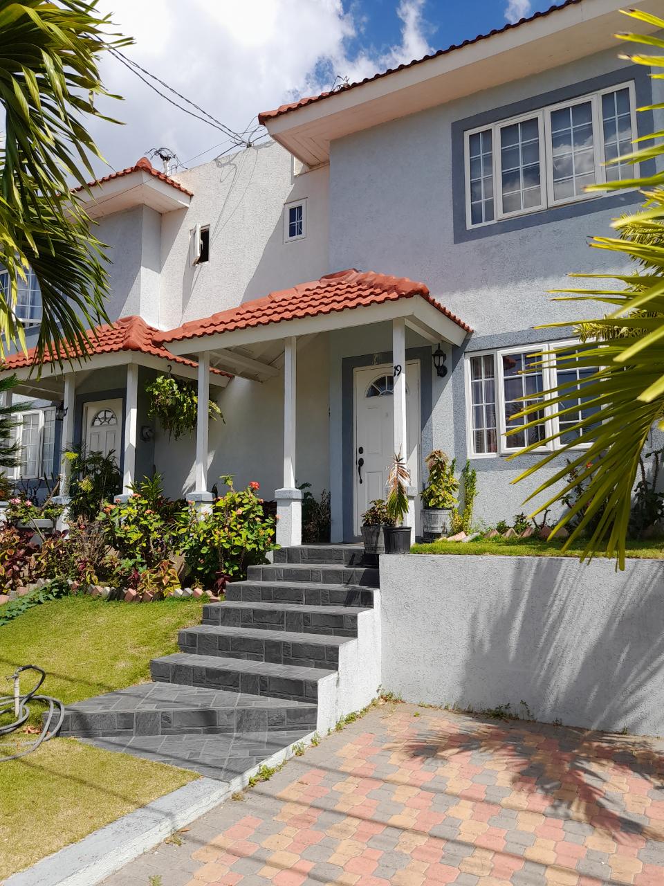 Townhouse for Rent   Kingston 6