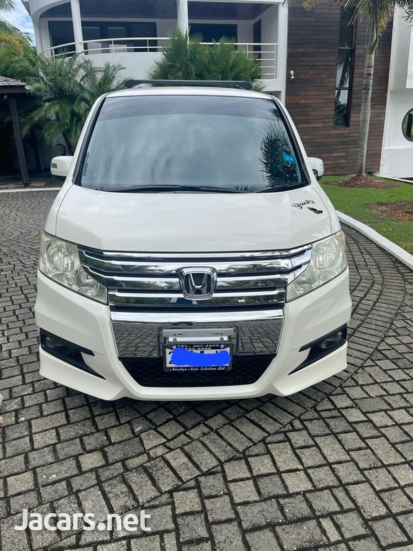 Honda Stepwgn Spada 2,0L 2010