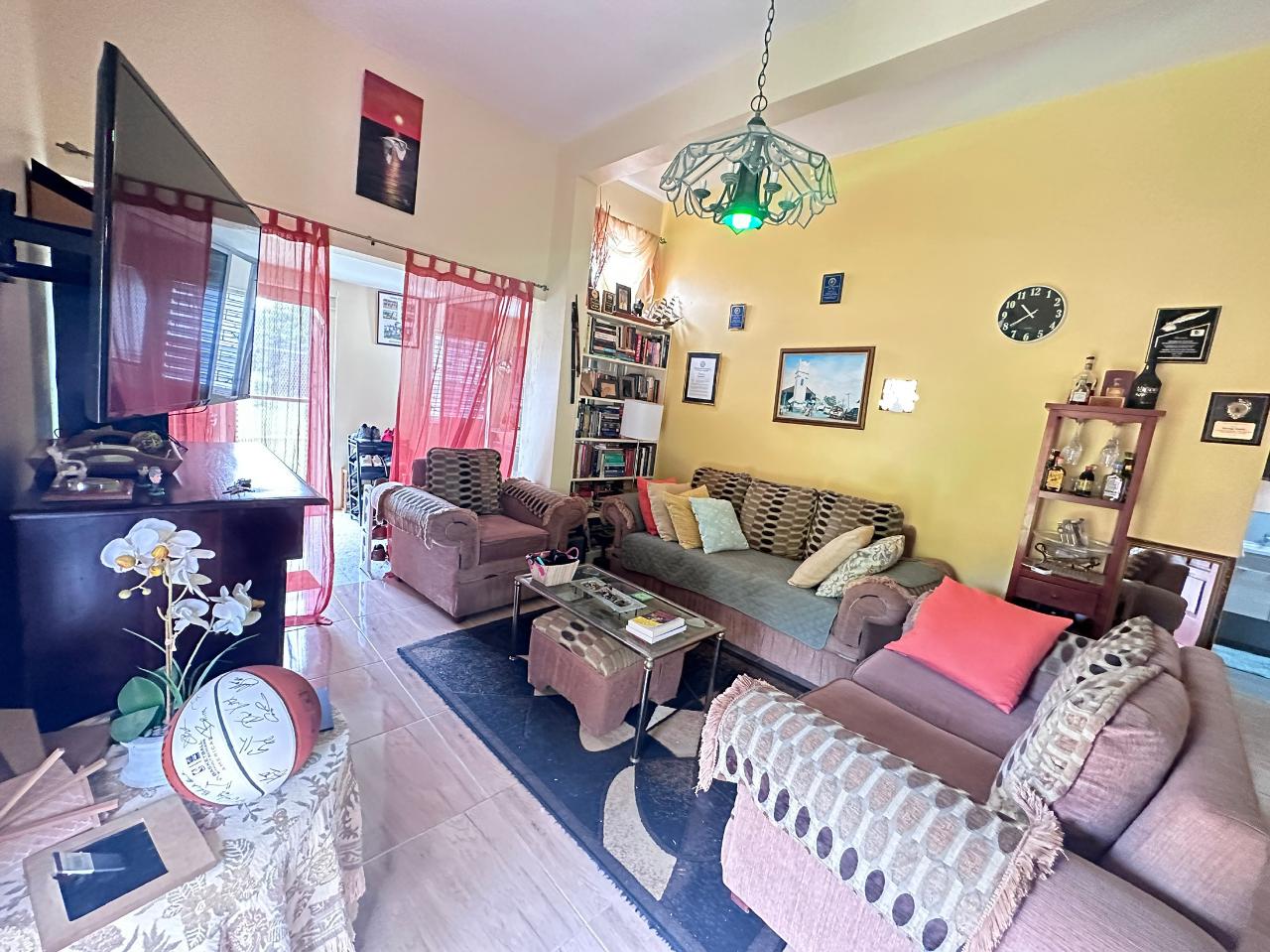 Apartment for Sale   Kingston 19