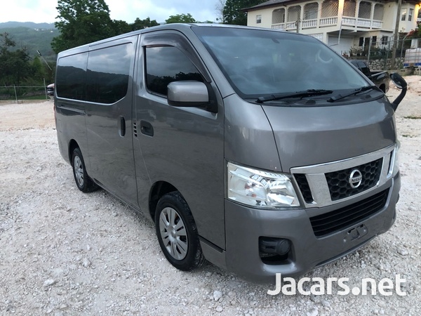 Nissan Caravan 3,5L 2013