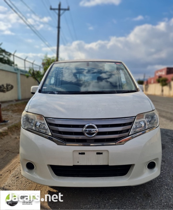 Nissan Serena 2,0L 2013