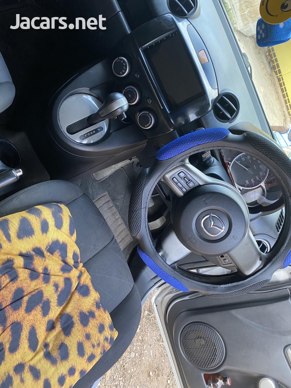 Mazda Demio 3,0L 2012