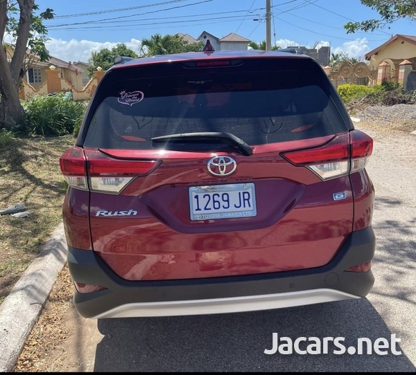 Toyota Rush 1,5L 2020