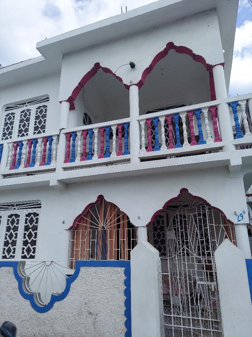House for Sale   Kingston 2