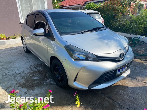 Toyota Vitz 1,5L 2015