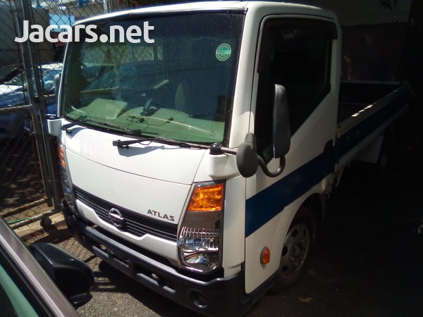 2015 Nissan Atlas Truck