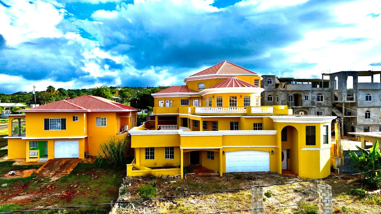 House for Sale   Junction