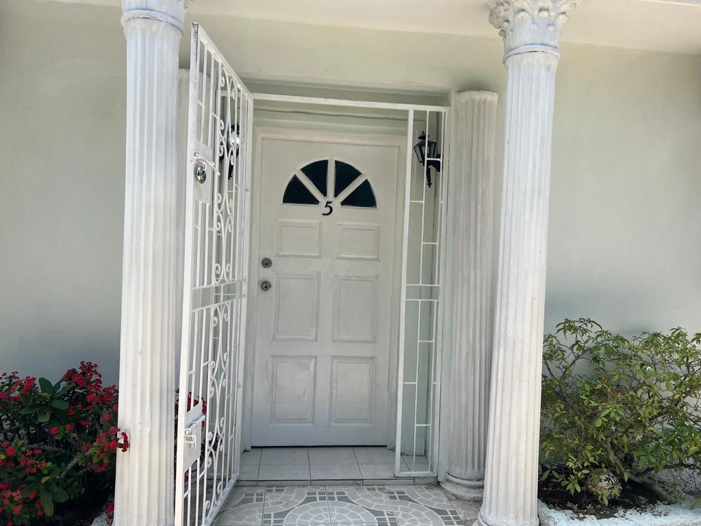 Apartment for Rent   Kingston 6