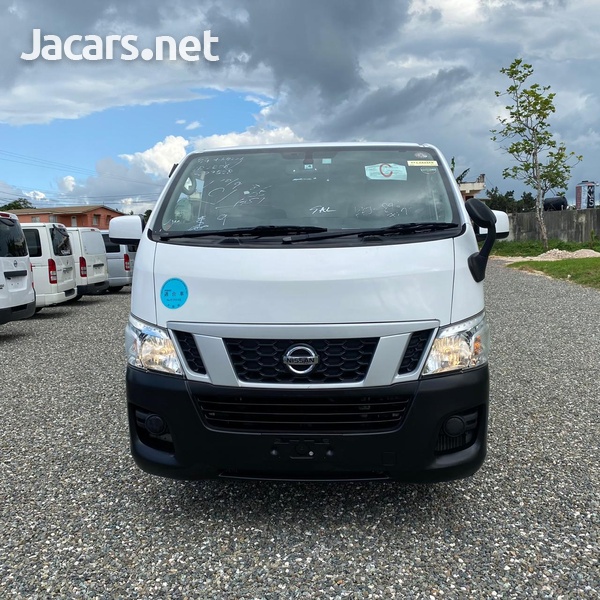 Nissan Caravan 2,0L 2015