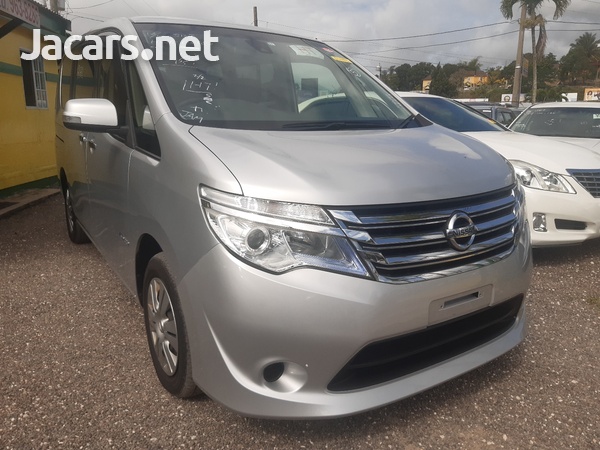 Nissan Serena 2,0L 2015