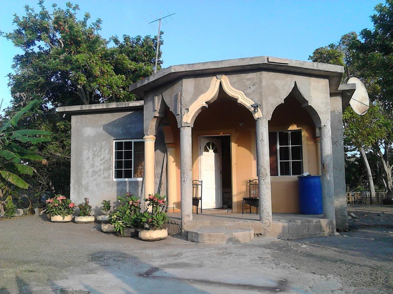 House for Sale   May Pen