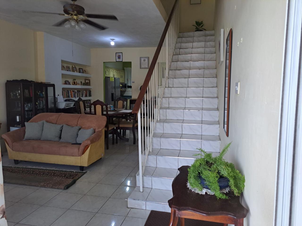 Townhouse for Rent   Kingston 8