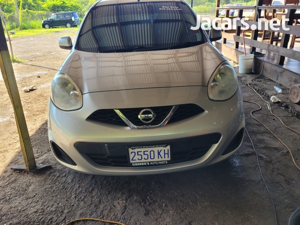 Nissan March 1,2L 2015