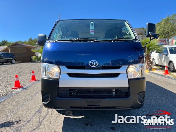 Toyota Hiace 3,0L 2015
