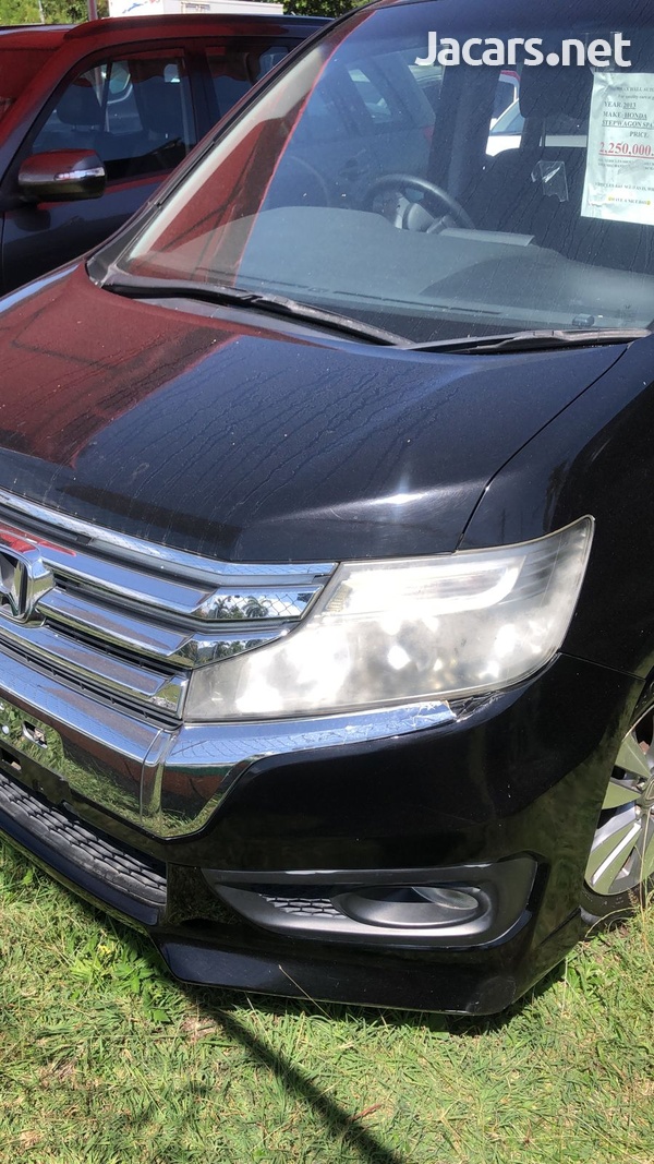Honda Stepwgn Spada 1,8L 2013