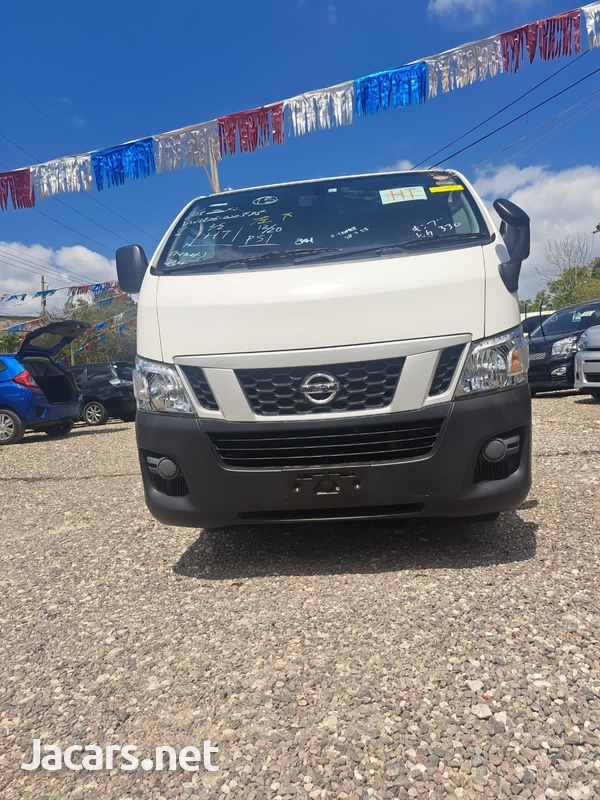 Nissan Caravan 2,5L 2015