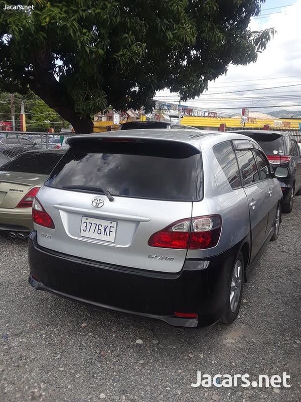 Toyota Wish 2,4L 2008