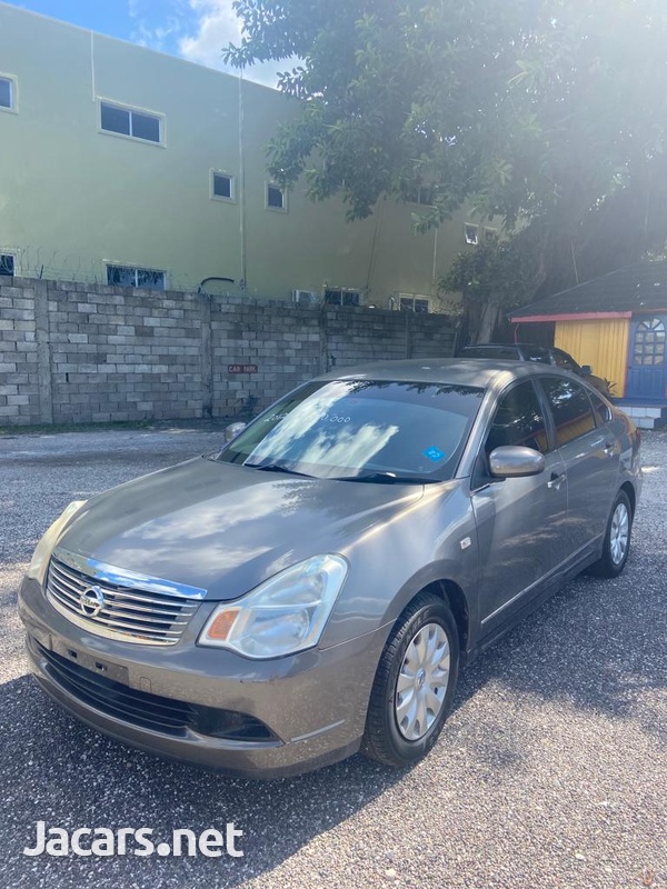 Nissan Bluebird 2,0L 2012