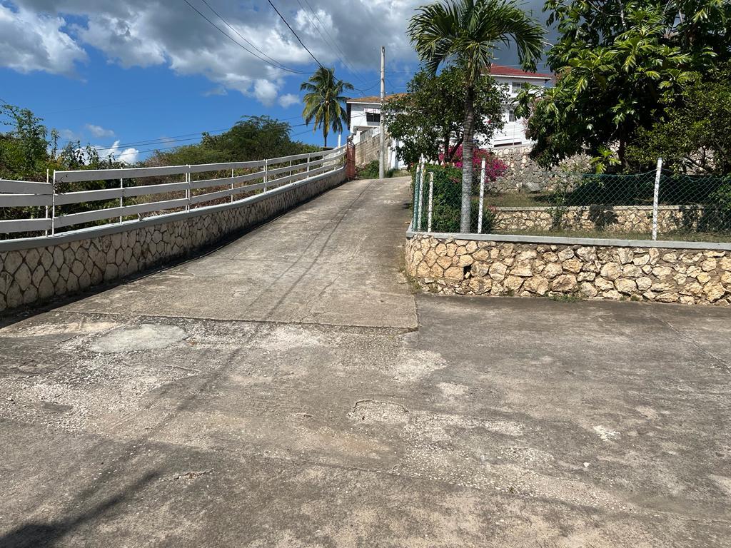House for Rent   Spanish Town