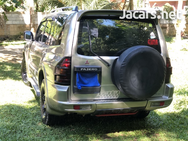 Mitsubishi Pajero 3,0L 2002
