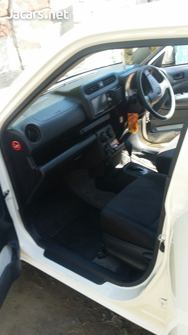 Toyota Probox 1,5L 2015