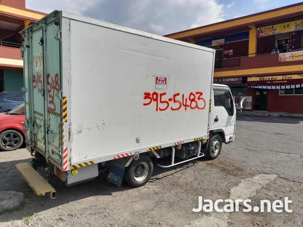 Isuzu Elf Truck 3,5L 2010