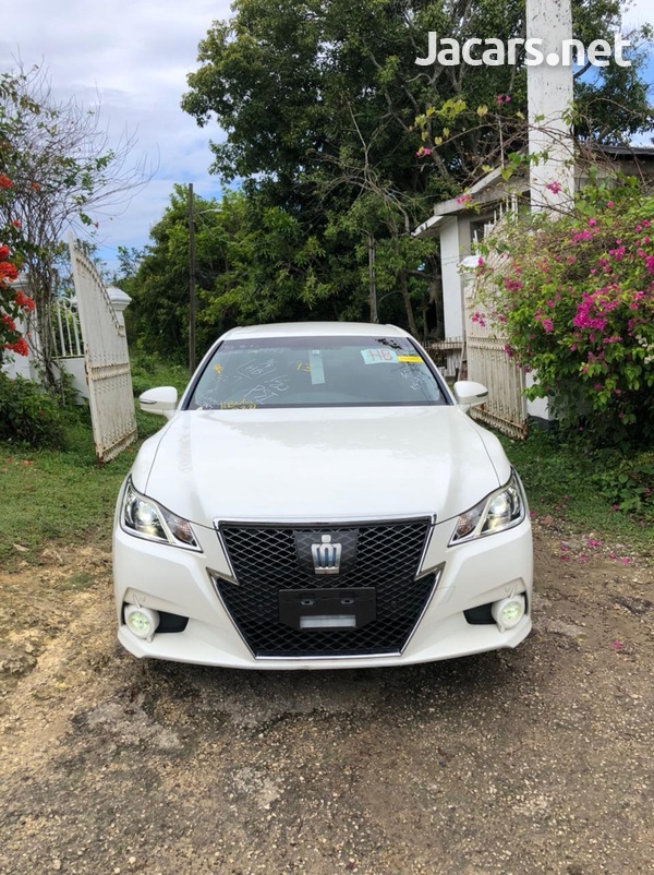 Toyota Crown 2,5L 2015