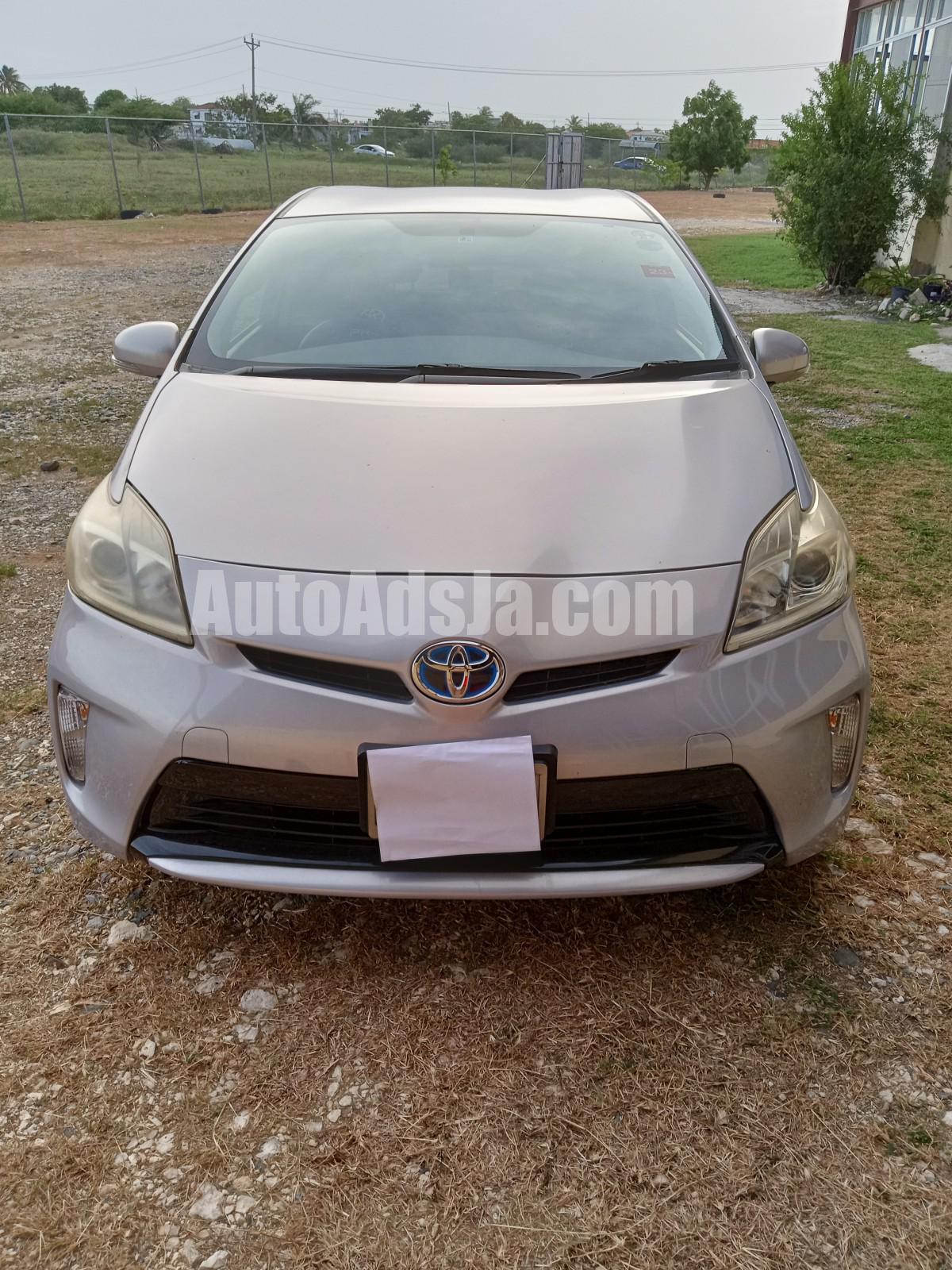 2014 Toyota Prius Hybrid