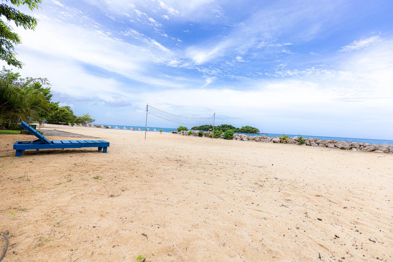 Resort Apartment/Villa for Sale   Negril