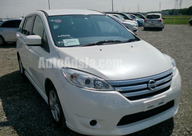 2017 Nissan Lafesta