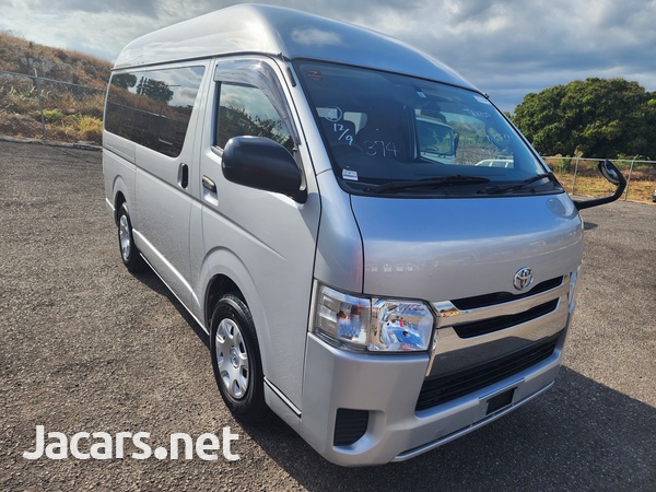 Toyota Regius 2,0L 2016