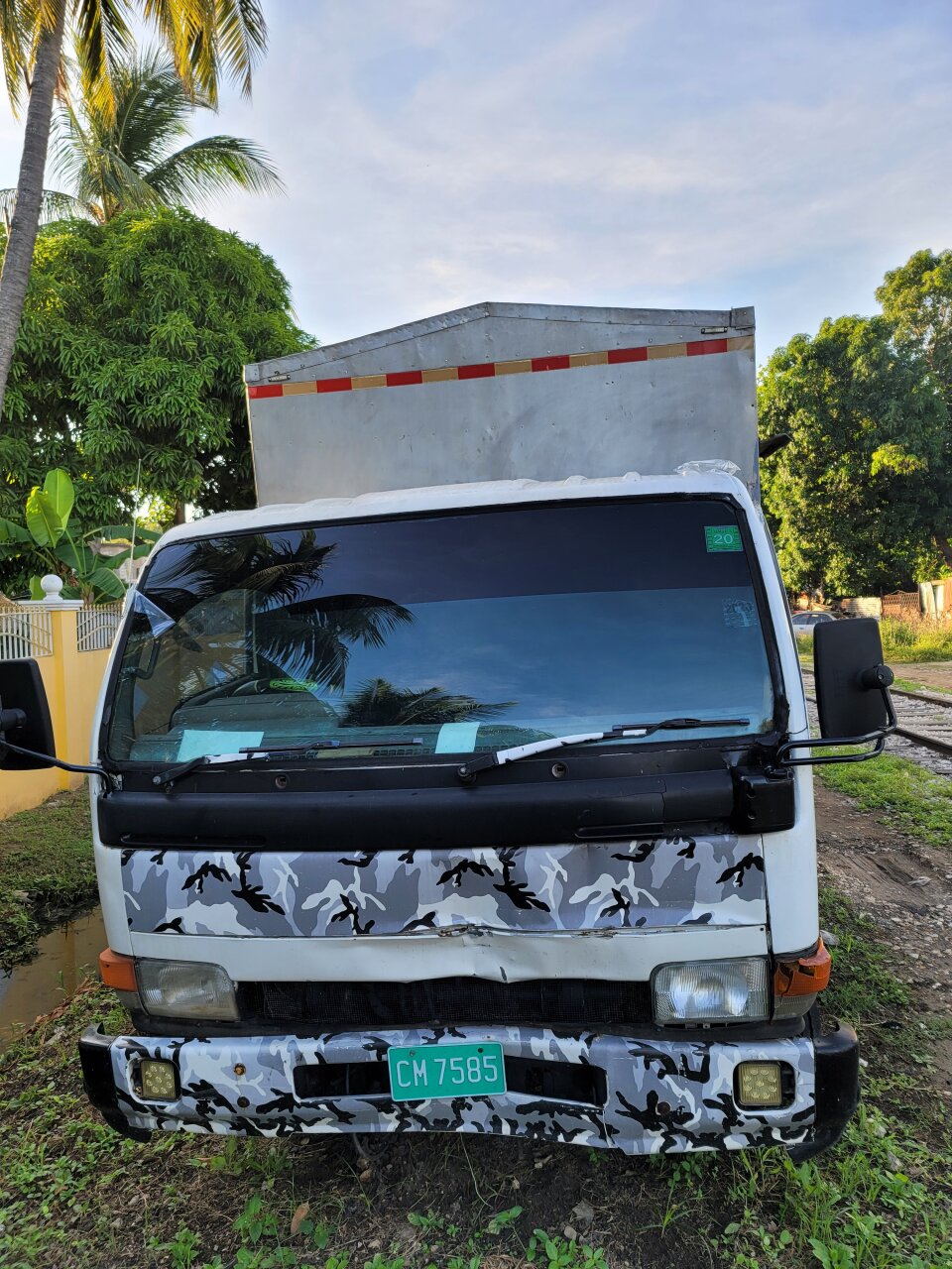 For Sale: 1997 Nissan UD