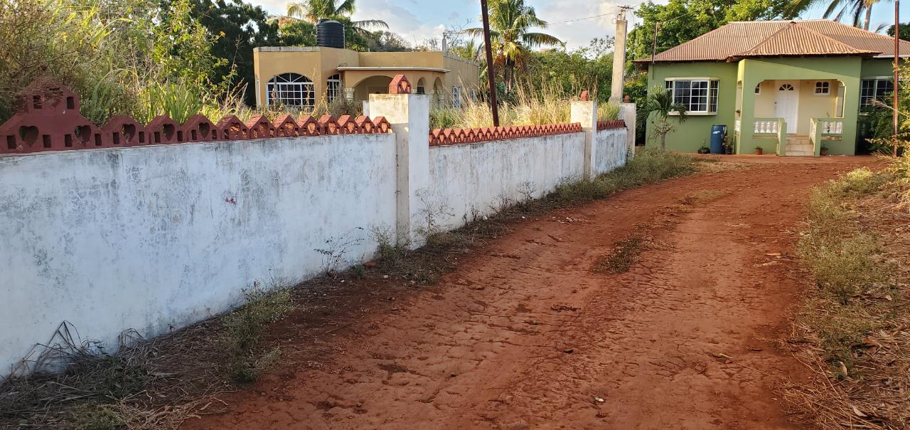 House for Sale   Junction