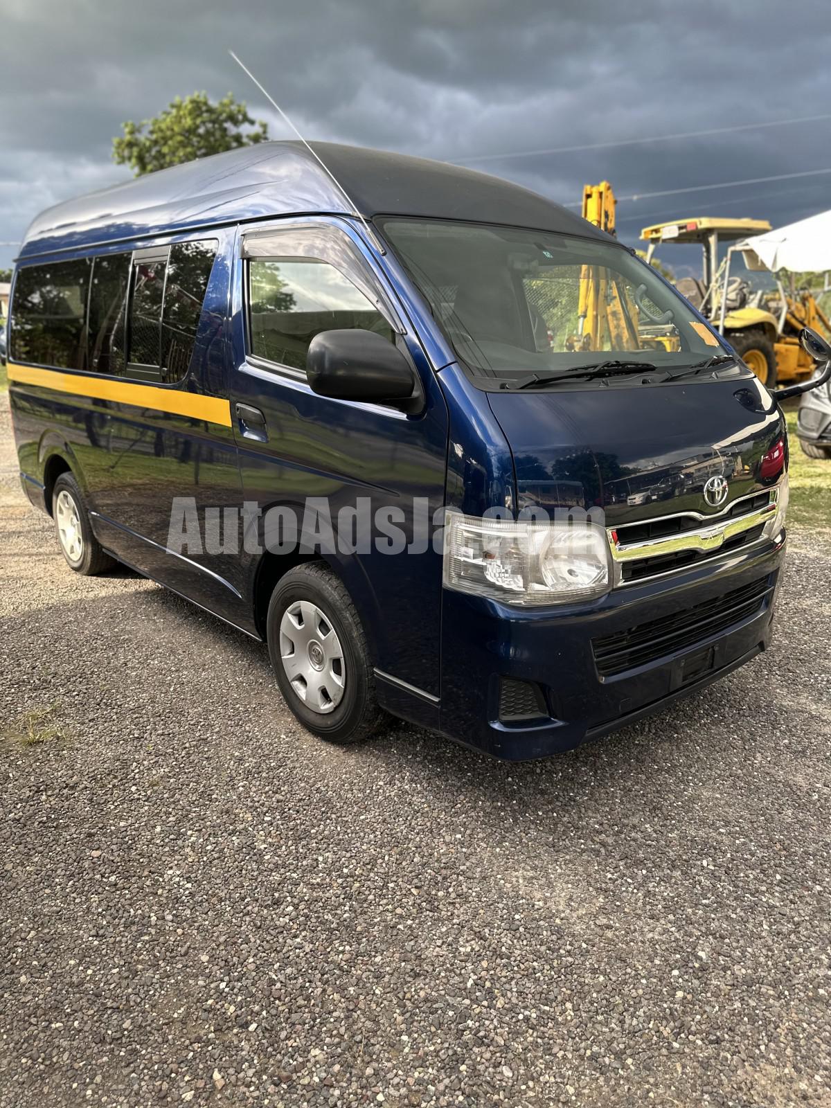 2012 Toyota Hiace