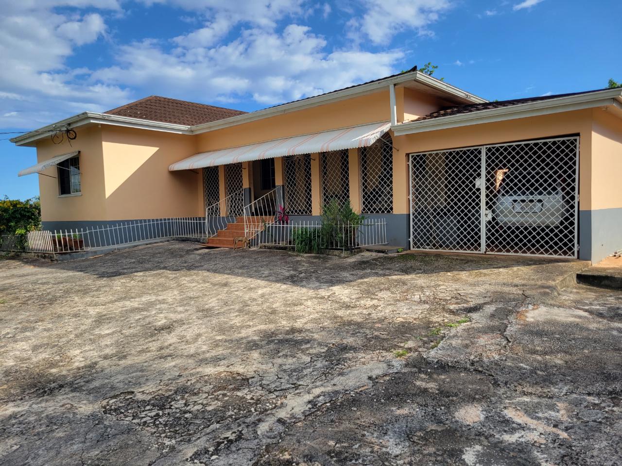 House for Sale   Cross Keys