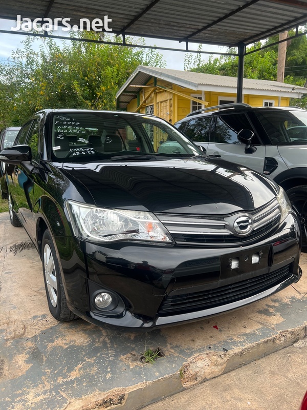 Toyota Axio 1,5L 2014