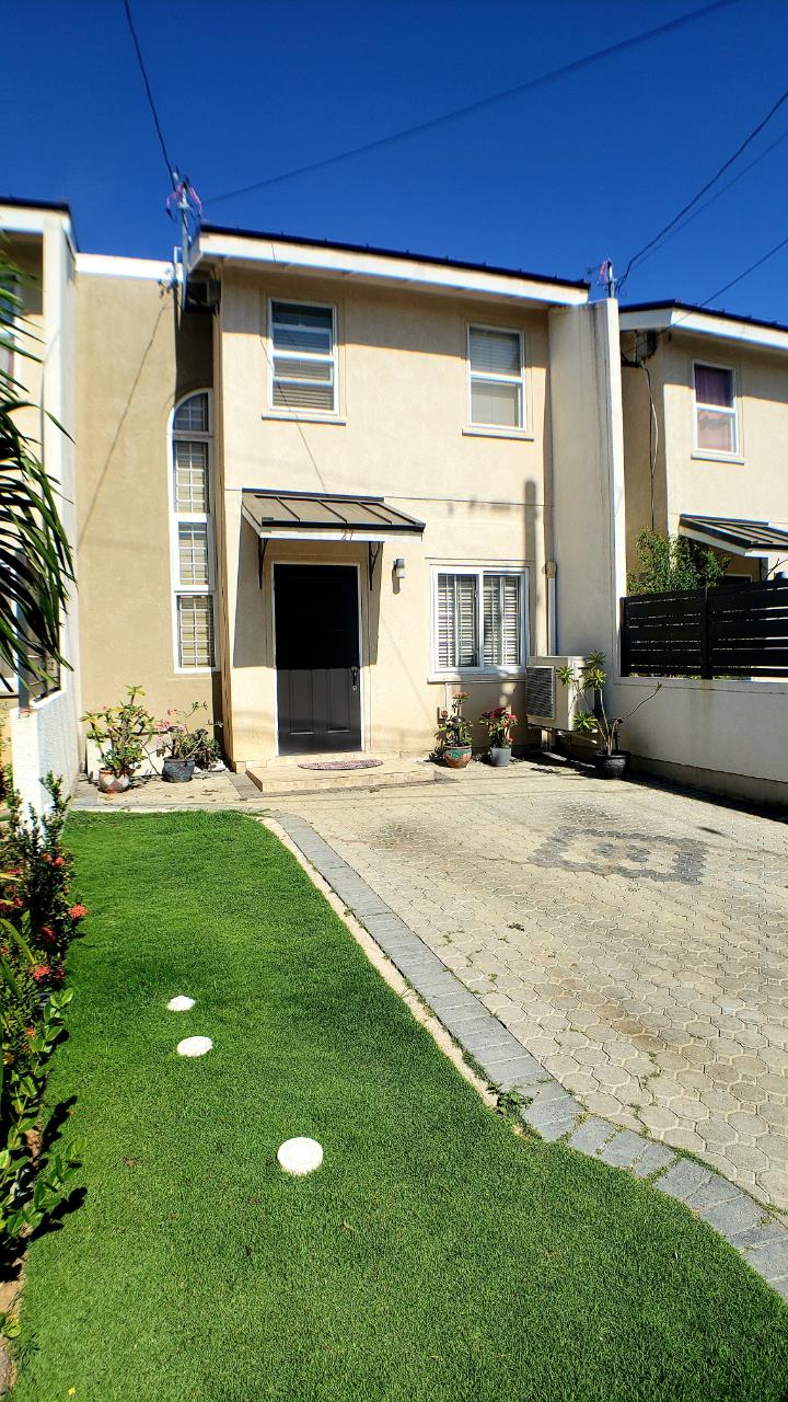 Townhouse for Sale   Greater Portmore