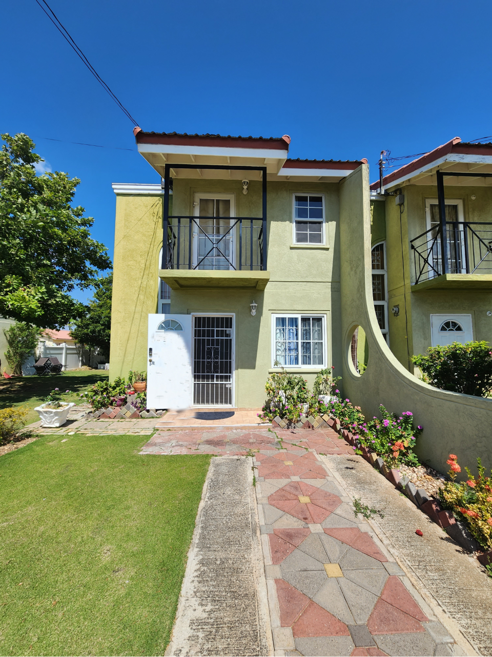 Townhouse for Rent   Portmore Country Club