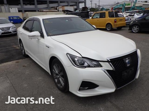 Toyota Crown 2,5L 2017